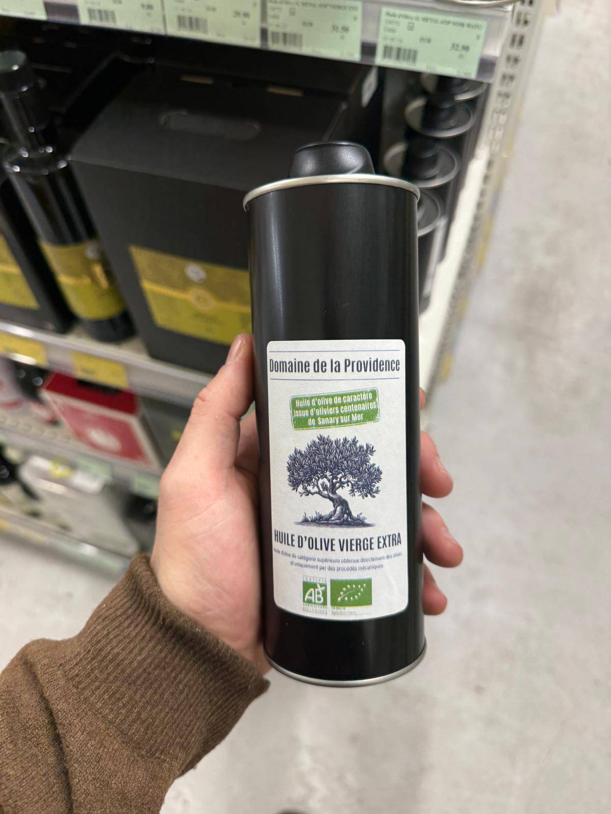 Huile d’olive bio locale de Sanary-sur-Mer en vente chez SOPAVAR à Sanary et Six-Fours près de Toulon