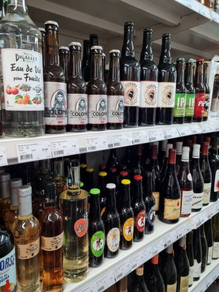 Alcool de fruit, bière du pays et divers alcools dans vos jardineries Sopavar à Sanary et à Six Fours