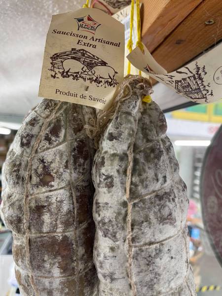 Saucisson extra maigre artisanal 100% français en vente dans votre jardinerie Sopavar à Sanary et à Six Fours près de Toulon