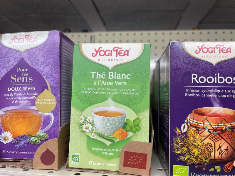 Thé blanc Bio , Rooibos de Yohi Tea, c'est moins cher dans votre coopérative agricole Sopavar à Sanary et à Six-Fours près de Toulon.