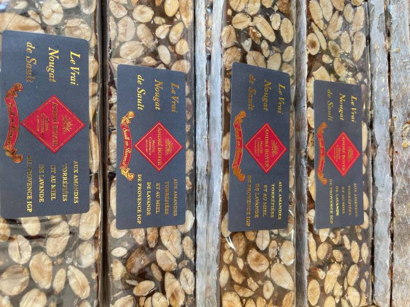 Nougat noir Fouque et André Boyer dans vos coopératives agricoles Sopavar à Sanary et à Six Fours près de  Bandol Saint Cyr La Cadière Le Castellet