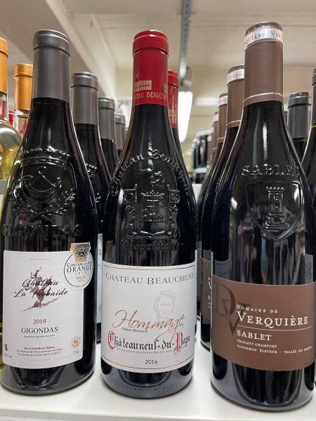 Vin rouge AOP IGP de Pays chez votre Caviste moins cher Cave à vin vins IGP AOP Pays dans votre coopérative agricole Sopavar à Six Fours et à Sanary près de Toulon dans le Var