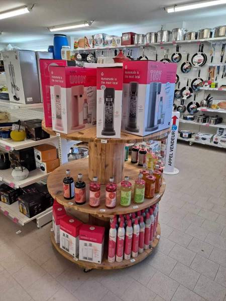 Grand choix de concentrés écologiques et recyclables MySoda pour préparer 11 litres de boisson dans votre jardinerie coopérative agricole SOPAVAR à Six Fours et à Sanary près de Toulon dans le Var