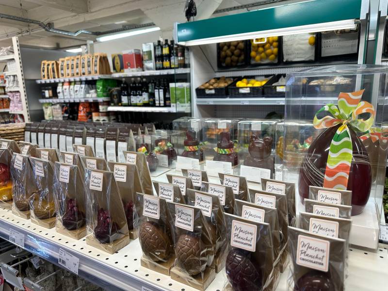 Fritures Poule Œuf Lapin de Pâques garnis dans votre coopérative agricole Sopavar à Sanary et à Six Fours près de Toulon dans le Var