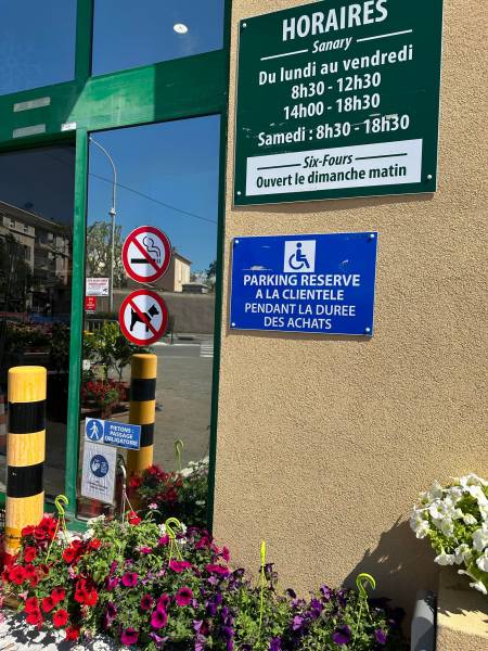 Suspensions fleuries Million Bells près de chez vous dans nos 2 jardineries Sopavar à Six Fours et à Sanary près de Ollioules La Seyne Toulon Bandol dans le Var
