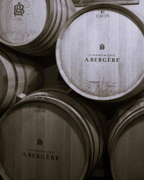 Champagne A. Bergère blanc et rosé dans votre épicerie coopérative agricole près des centres-villes de Sanary et de Six Fours près de Toulon dans le Var