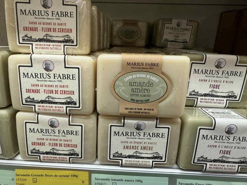Hygiène et propreté au naturel avec le savon de Marseille en vente à Sanary et à Six-Fours-les-Plages