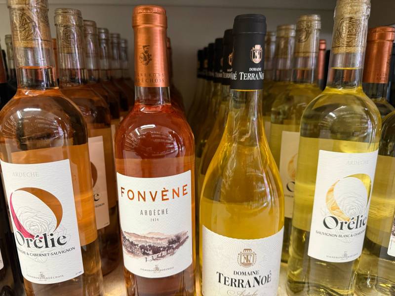 Rayon vins d’Ardèche terroir authentique à la Coopérative Agricole SOPAVAR de Six Fours les Plages dans le Var