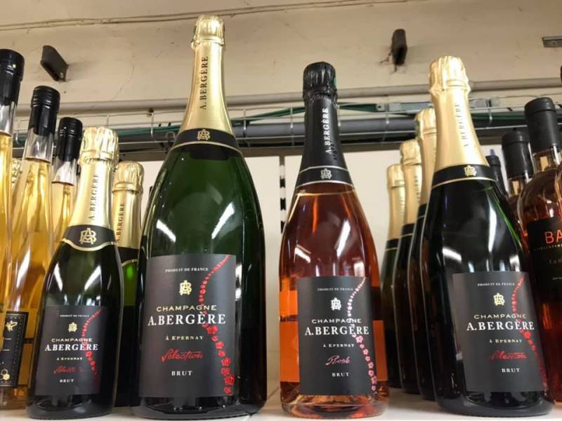 Champagne en promo toute l'année chez votre caviste moins cher Cave à vin vins IGP AOP Pays dans vos coopératives agricoles Sopavar à Six Fours et à Sanary près de Toulon