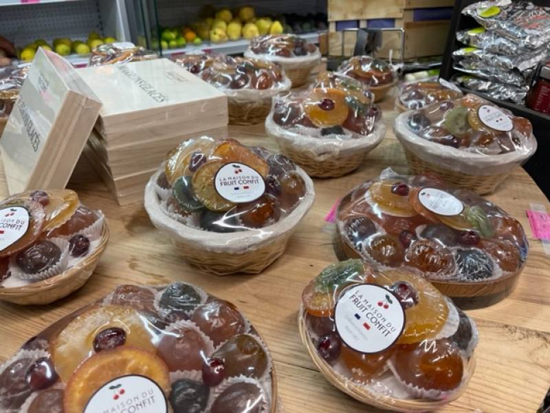 Nougats fruits confits et douceurs de Noel bio à découvrir dans vos coopératives agricoles Sopavar à Sanary et à Six Fours près de Toulon dans le Var