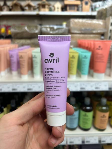 Crème anti-âge efficace c’est dans votre jardinerie Sopavar à Sanary et à Six Fours près de Toulon dans le Var