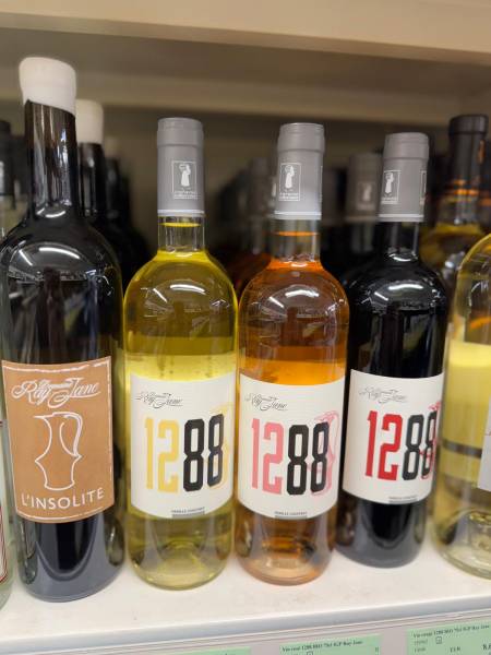 Meilleurs VINS DE BANDOL Domaine RAY JANE dans nos 2 caves à vins SOPAVAR près des centres-villes de Sanary et de Six Fours près de Toulon dans le Var