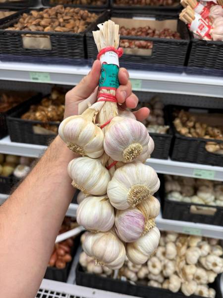 Fruits et légumes bio du terroir provençal vendus à prix coopératif dans les Coopératives SOPAVAR à Sanary et Six-Fours près de Toulon