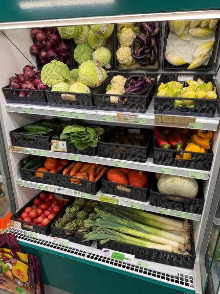 Panier de légumes et fruits bio de saison sans pesticides dans les Coopératives Agricoles SOPAVAR du Var