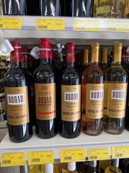 Conseil d’un caviste SOPAVAR sur les vins du Domaine Bunan, coopérative agricole de Sanary-sur-Mer