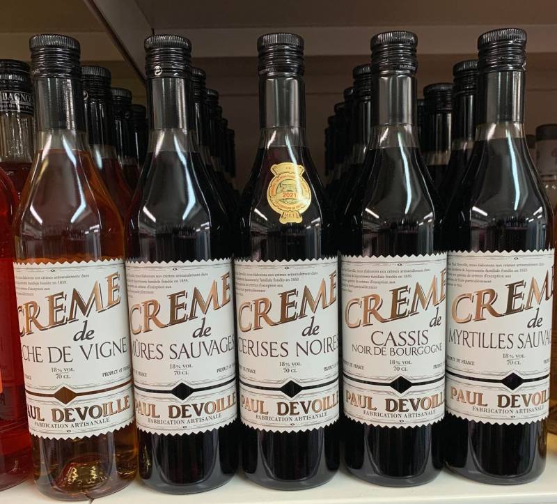 Liqueur Eau de vie Pastis Crèmes de qualité dans nos 2 magasins dans votre coopérative agricole près des centres-villes de Sanary et de Six Fours près de Toulon dans le Var