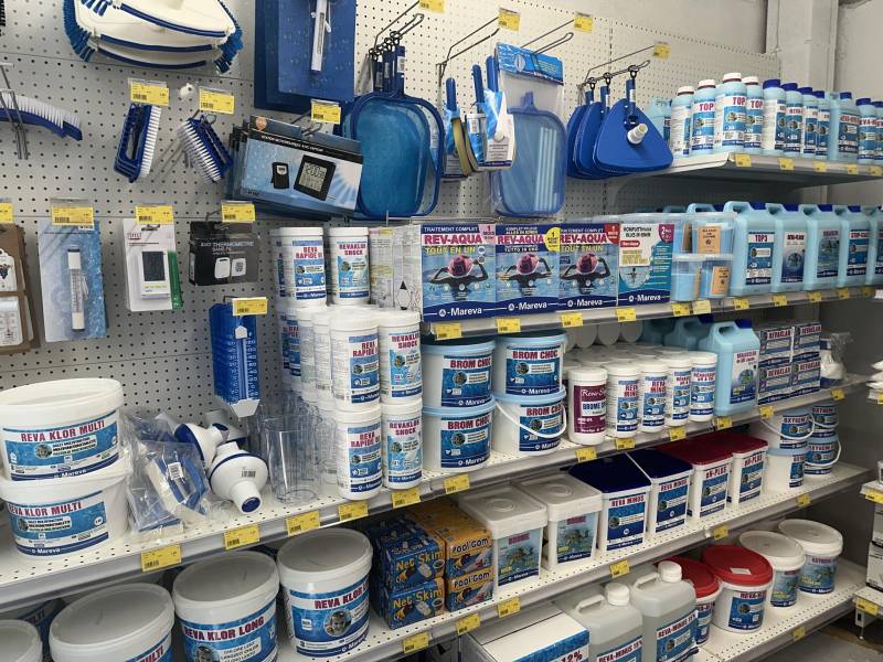 Produits piscine moins cher dans votre jardinerie Sopavar à Sanary et à Six Fours près de Toulon dans le Var