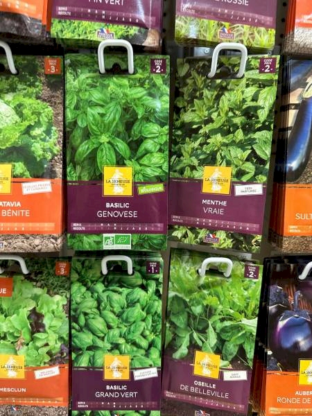 Notre zone d'activité pour ce service Producteur local miel, huile d'olive de qualité à