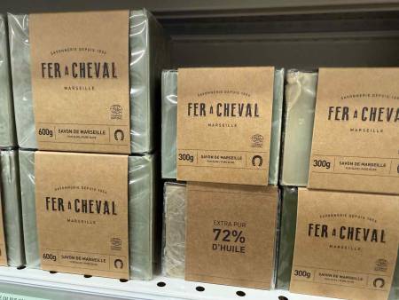 Notre zone d'activité pour ce service Vente de poterie, pots de fleurs, cache-pots et vases sur